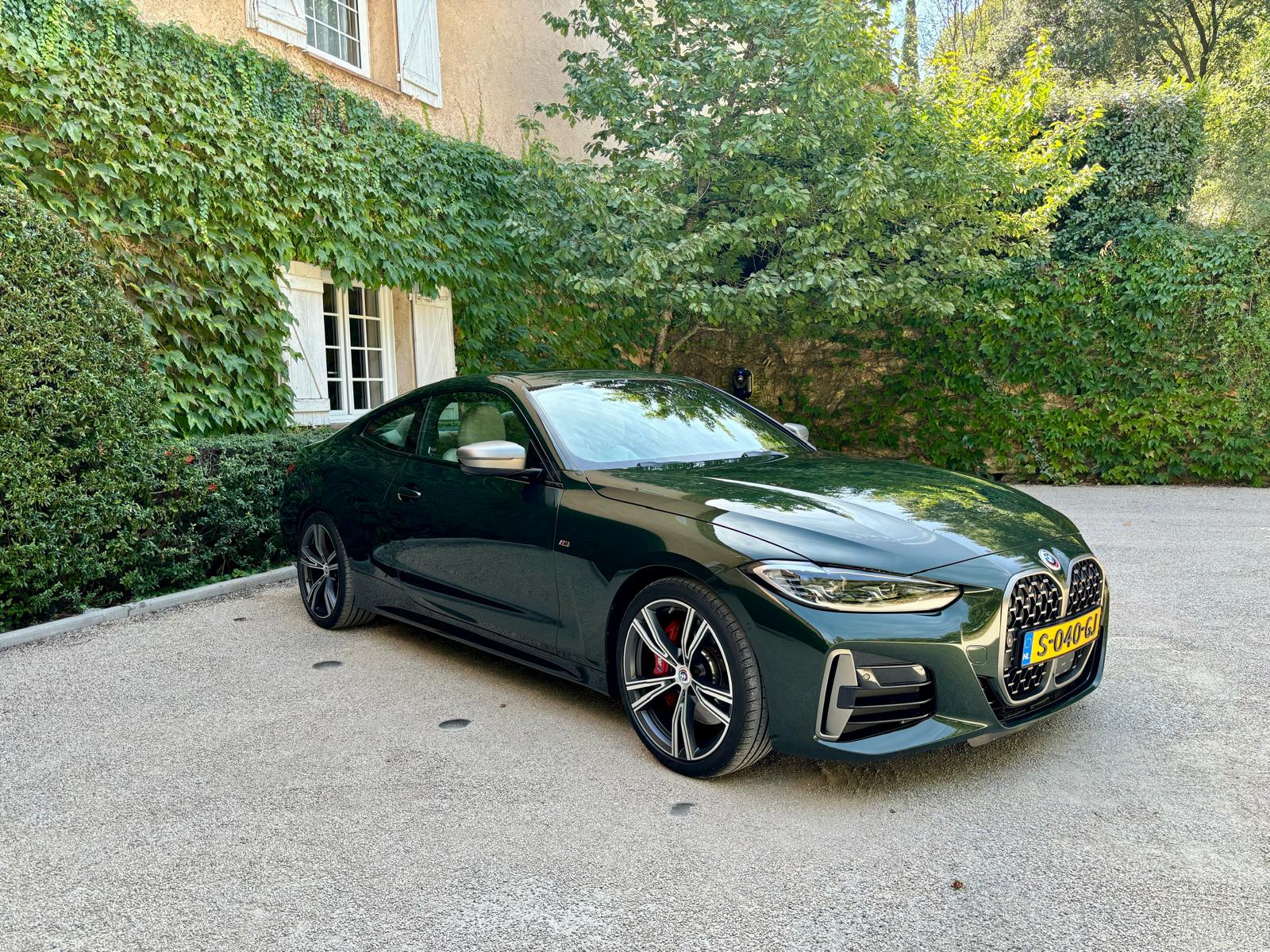 BMW M440i