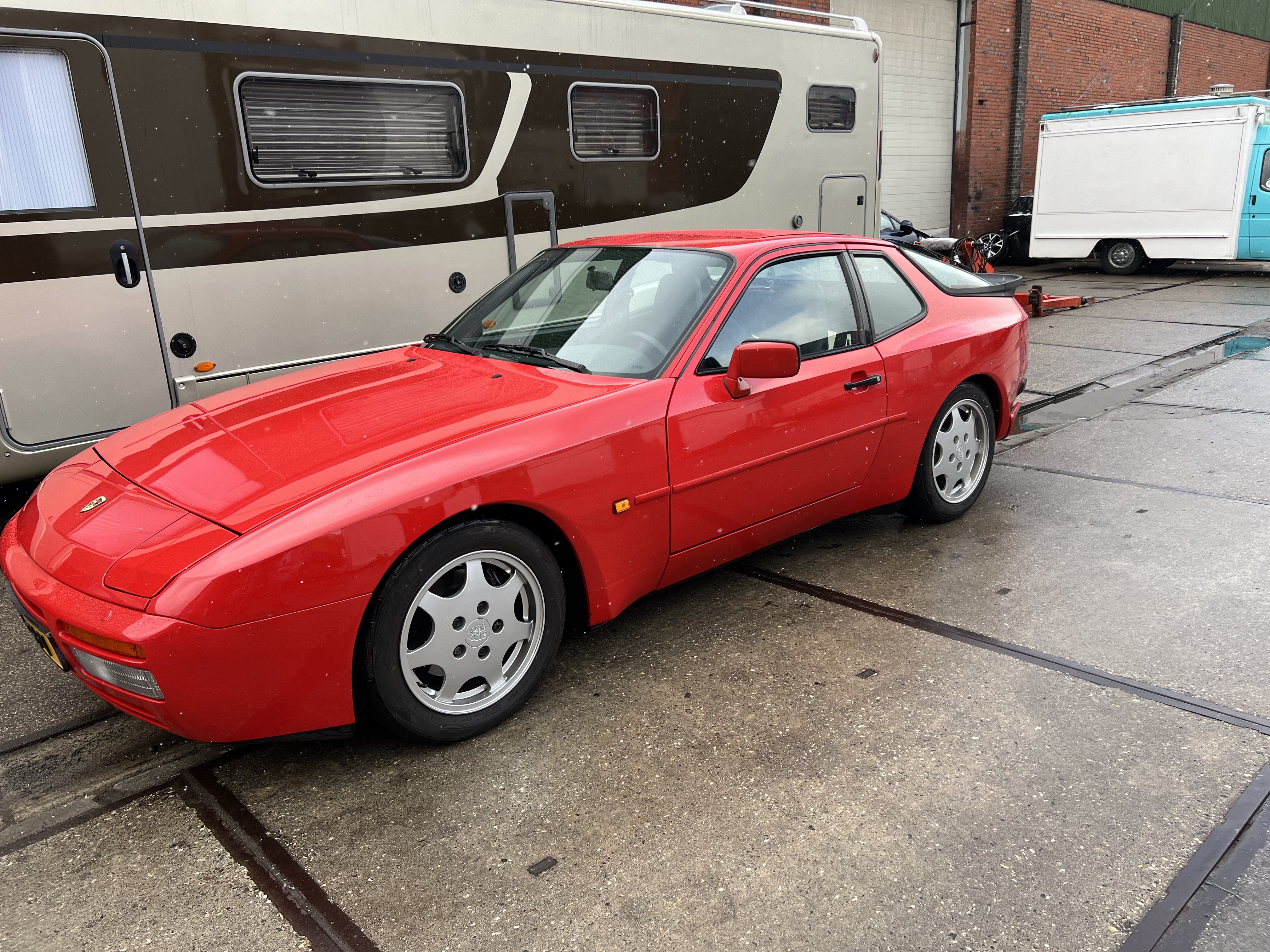 Porsche 928