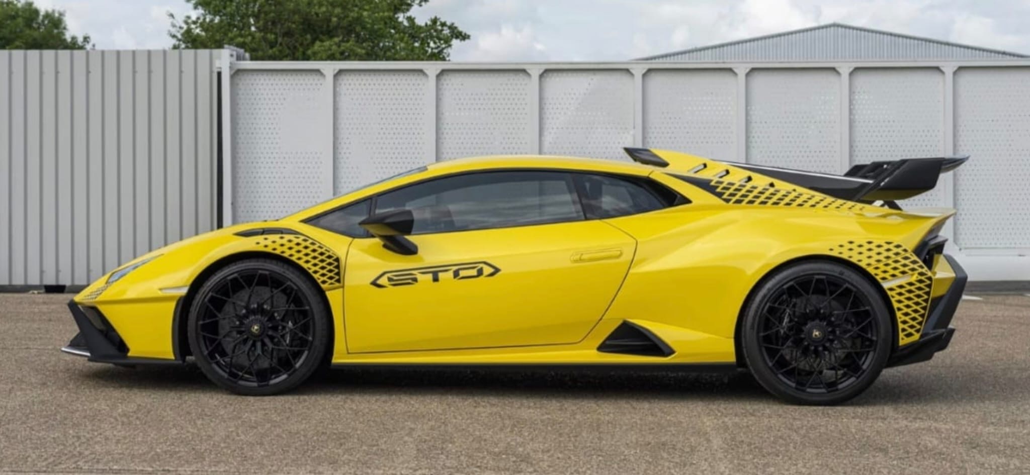 Lamborghini Lamborghini STO