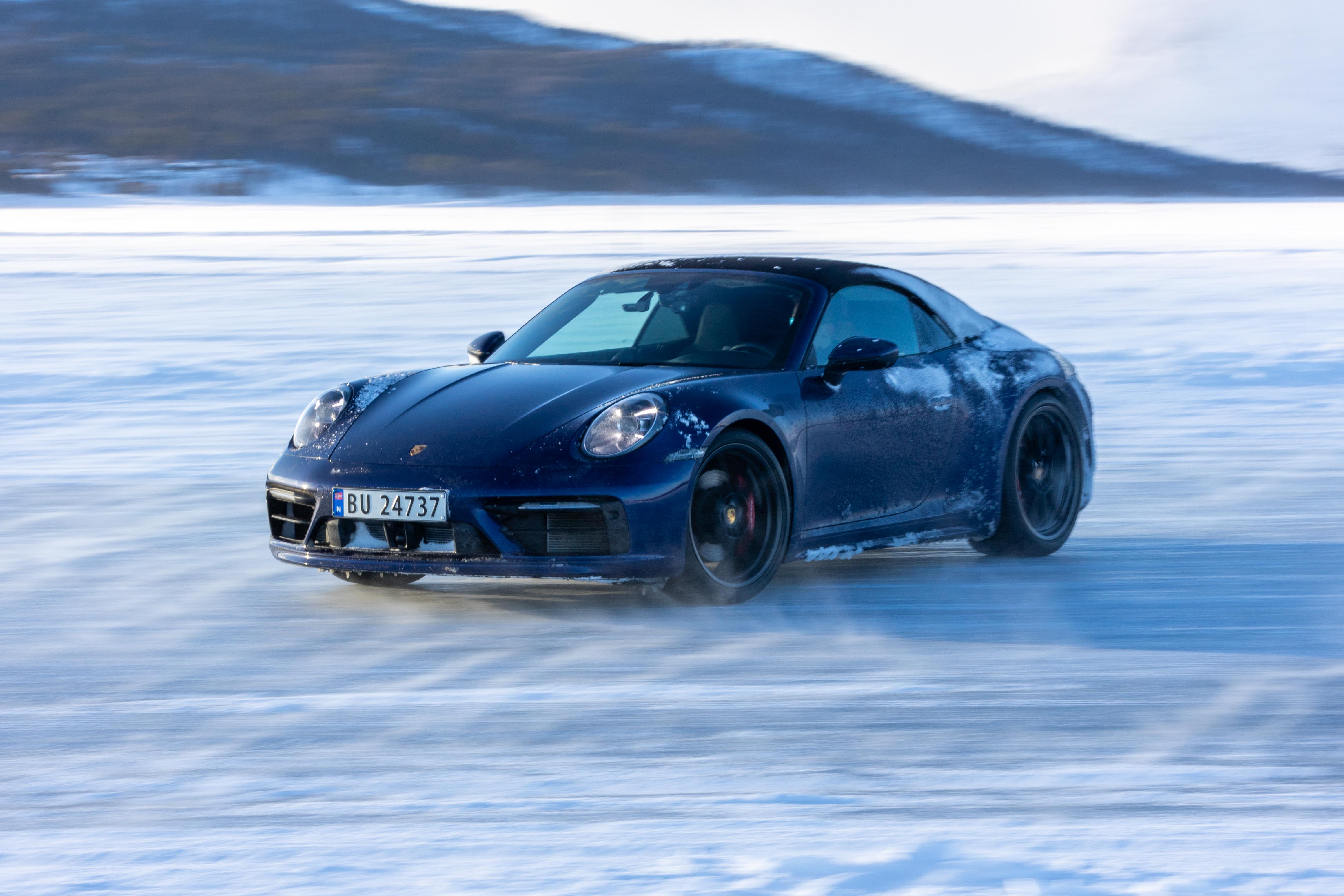 Porsche Porsche 911 992 Carrera4S Cab