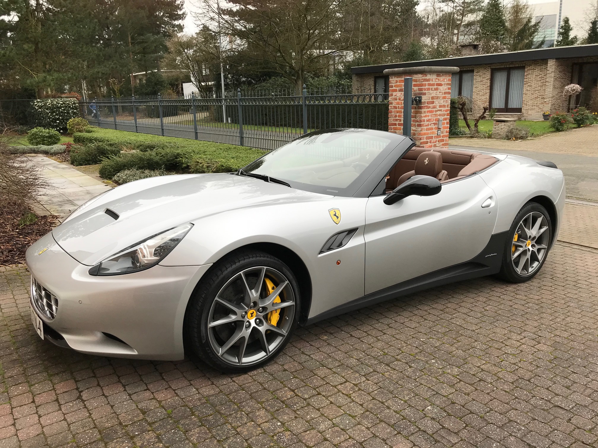 Ferrari Ferrari California