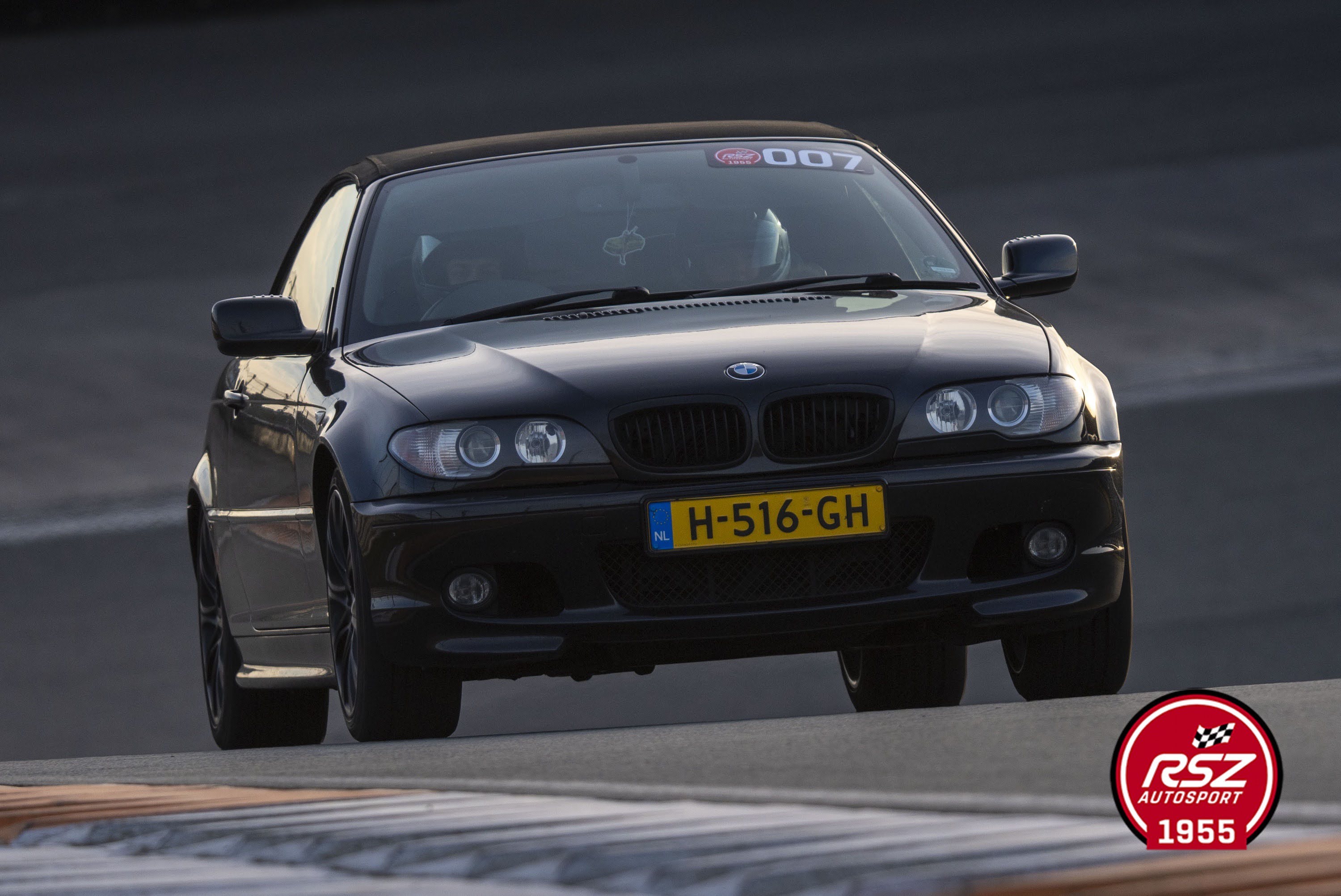 BMW BMW E46 325 ci