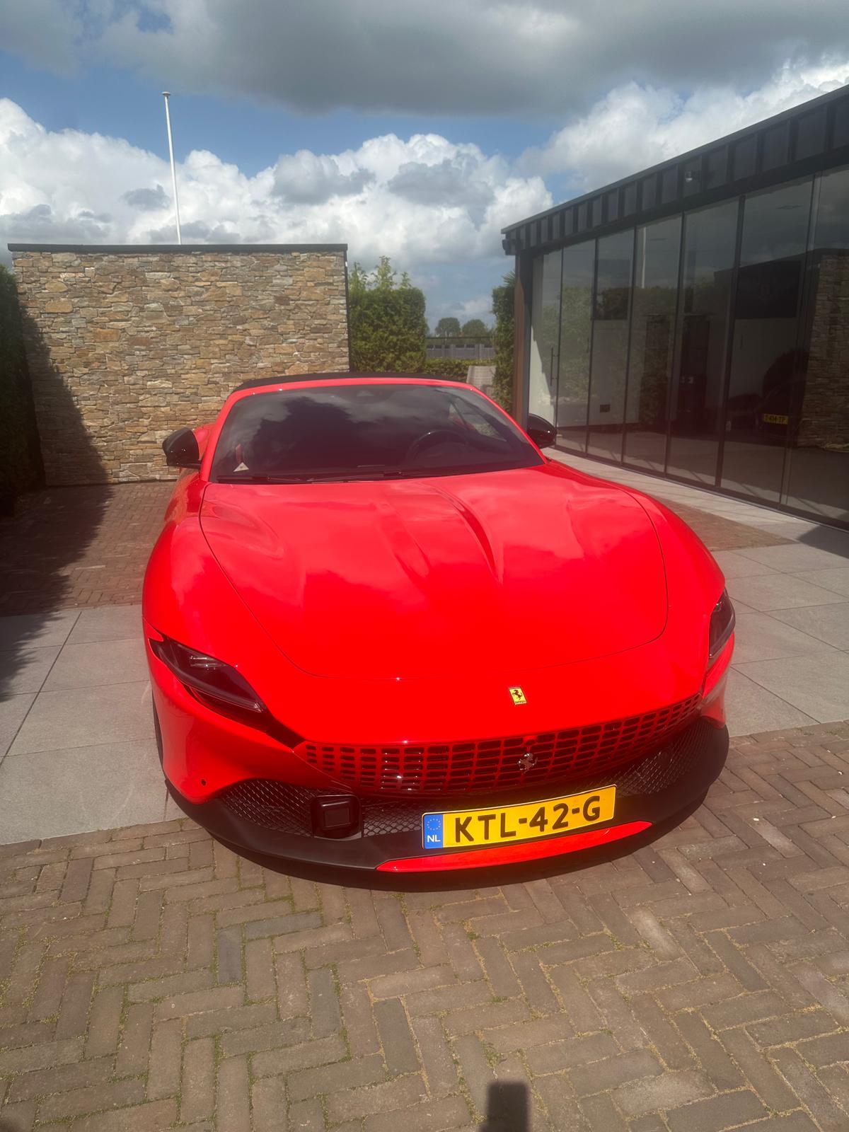 Ferrari Ferrari Roma spider