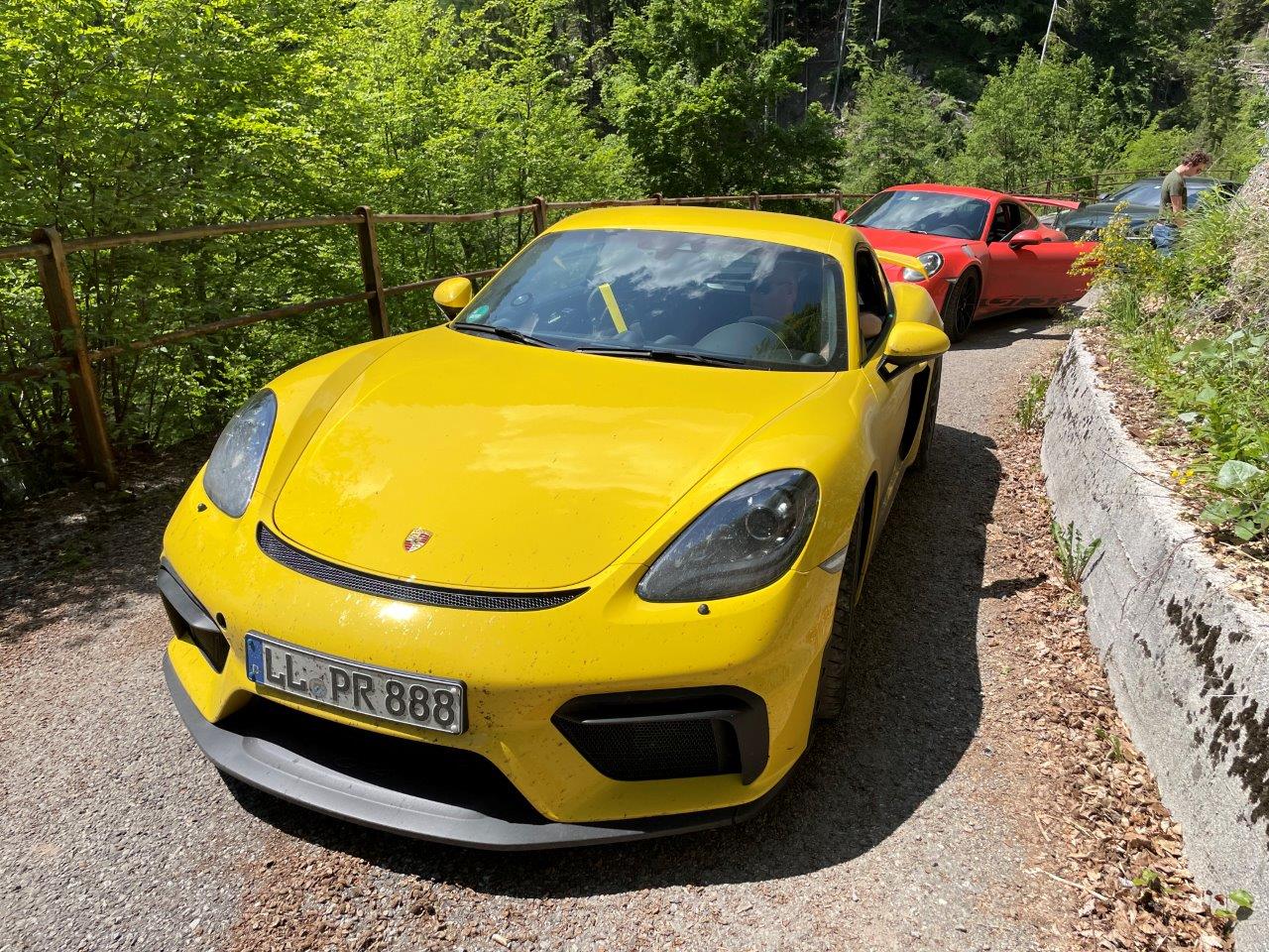 Porsche 718 GT4